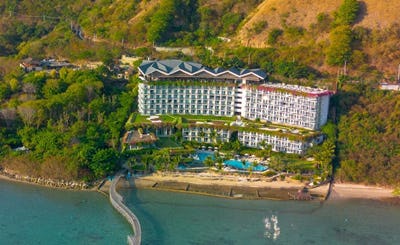 Ayana Komodo Waecicu Beach