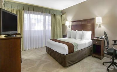 Clarion Hotel Orlando International Airport