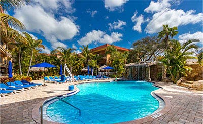 Coconut Cove All-Suite Resort (Clearwater)