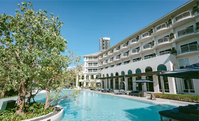 cross pattaya pratamnak