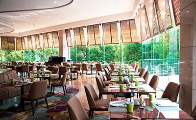 double-tree-by-hilton-pudong-china-05