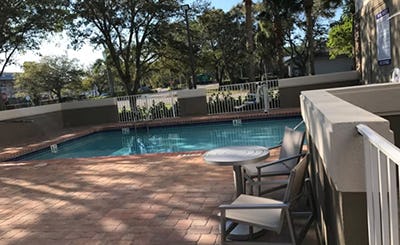 holiday-inn-express-naples-south-i-75-an-ihg-hotel-usa-09