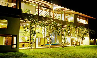 Saffron and Blue by Jetwing 