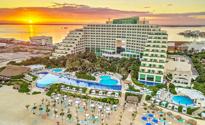 LIVE AQUA CANCUN