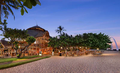 nusa-dua-beach-hotel-and-spa-bali-08
