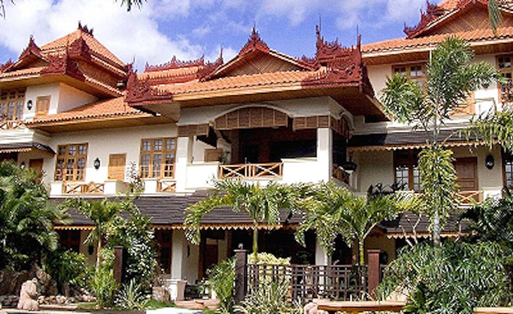 Hotel by the Red Canal