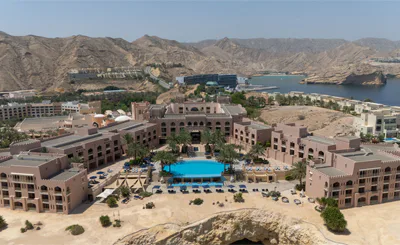 al husn hotel muscat