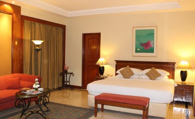 the-hans-hotel-new-delhi-03