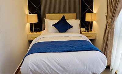 the-rn-hotels-wadi-musa-jordan-03