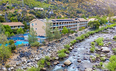 Yosemite View Lodge