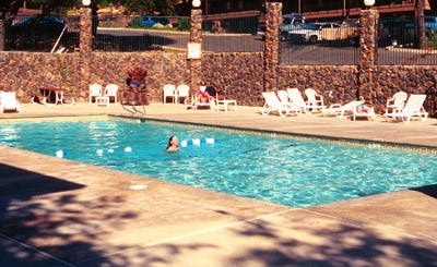 Yosemite View Lodge